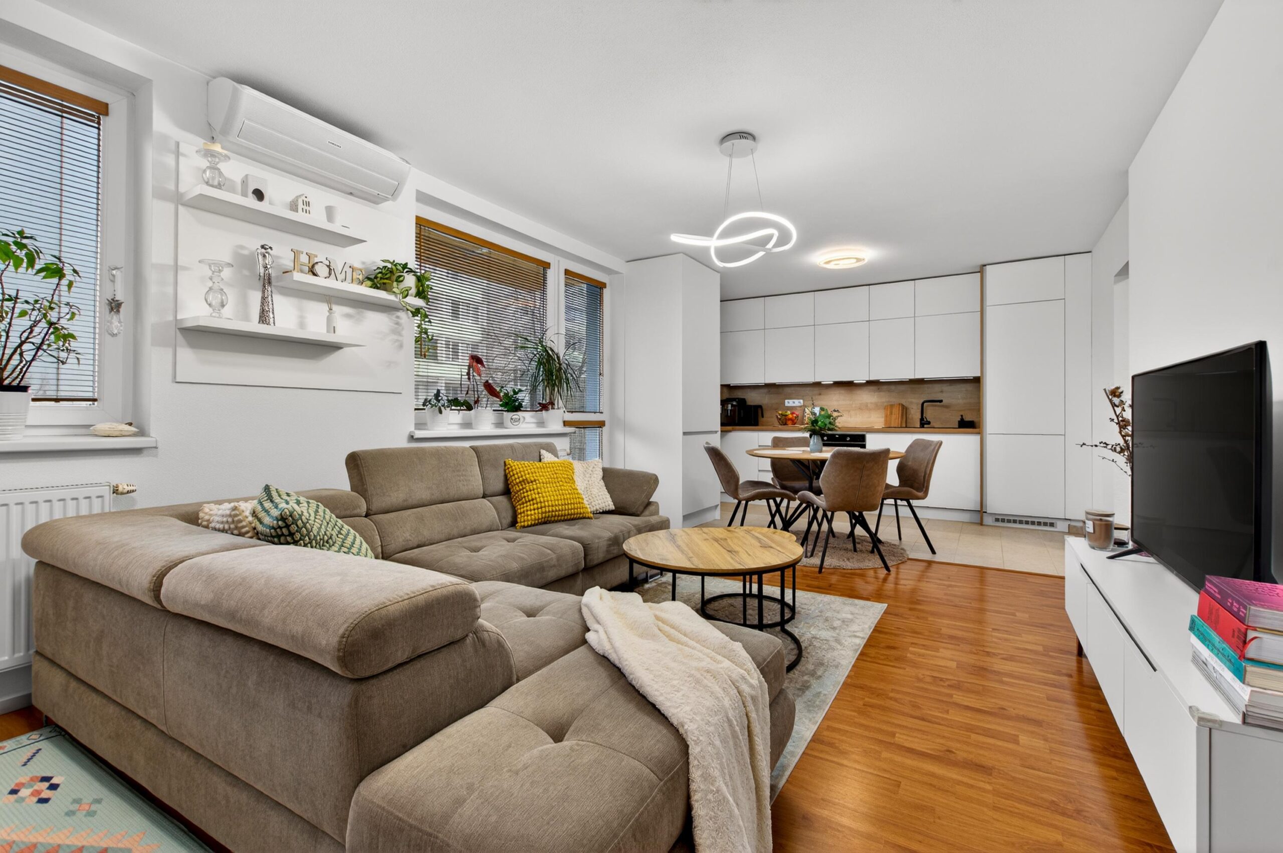 Priestranný 2-izbový byt v Ružinove